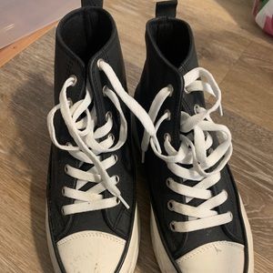 Black Chunky Converse